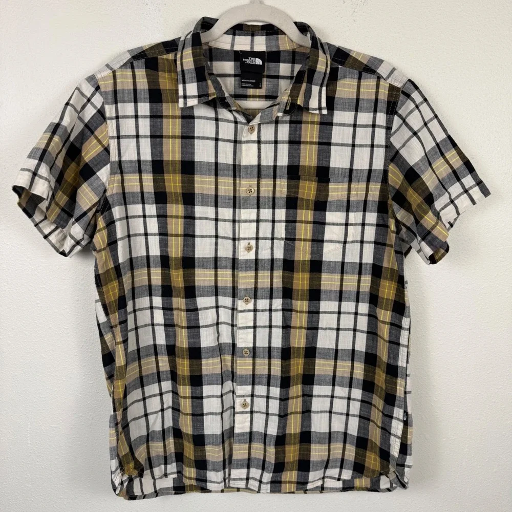 The North Face Mens Plaid Short Sleeve Button Down Shirt Black Yellow‎ Large
